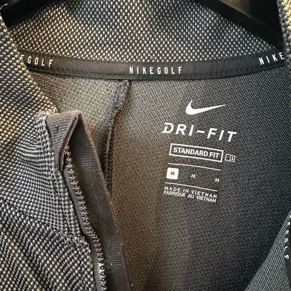 Nike Golf - Dri Fit Pullover - Picture 2 of 3